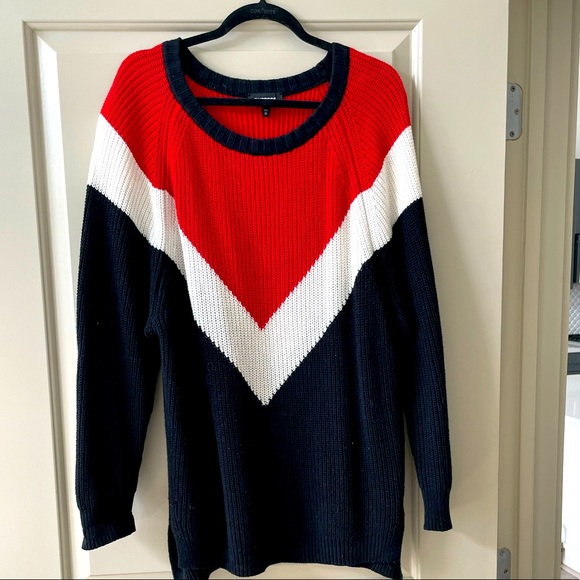 Express Sweater M - Picture 1 of 4